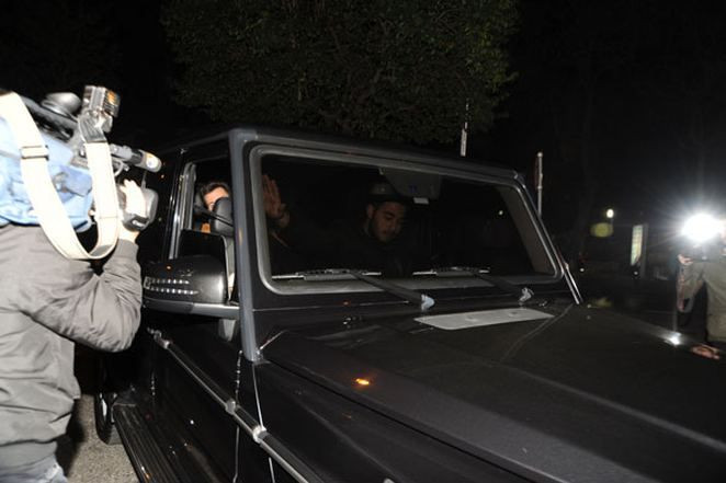 Sarışın güzelle görüntülendi, yüzünü sakladı! - Sayfa 5