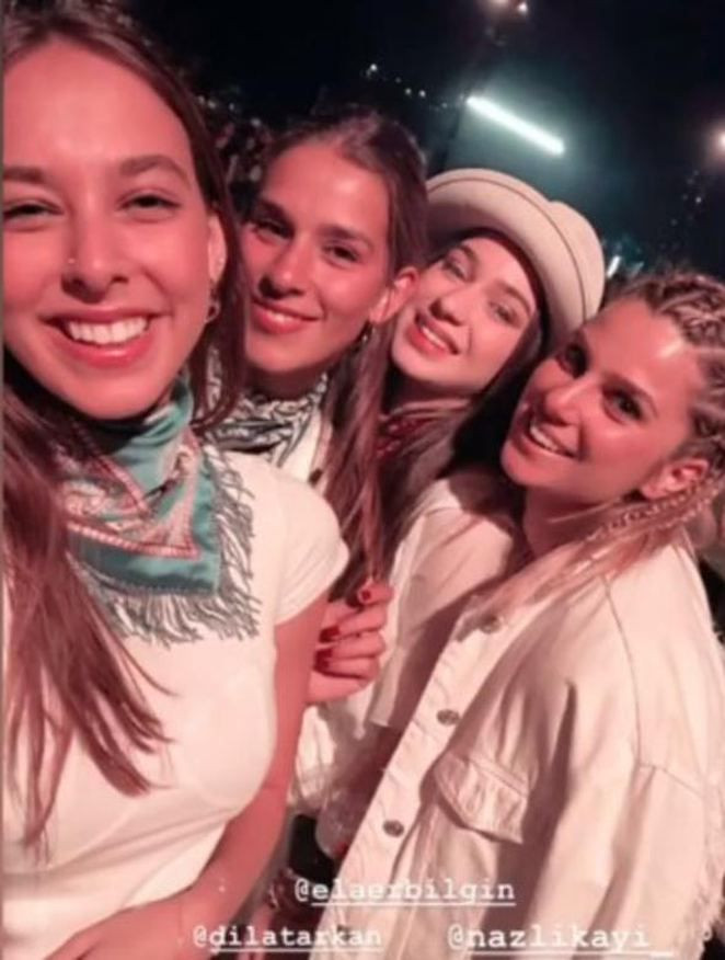 Ünlü isimlerden Coachella çıkarması! - Sayfa 20