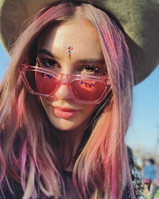 Şeyma Subaşı'dan otel odasında yatak pozu! - Sayfa 31