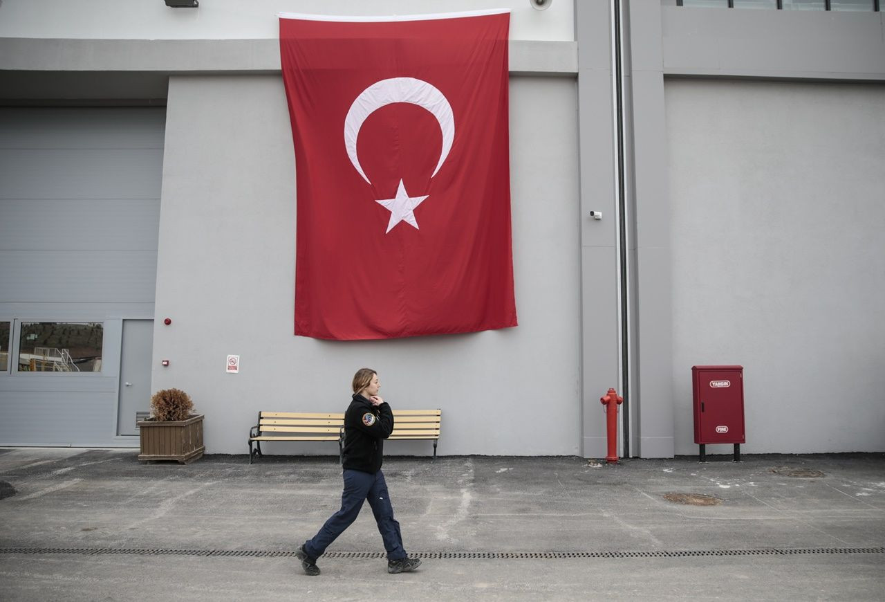 İşte emniyetin ilk kadın helikopter pilotu... - Sayfa 11