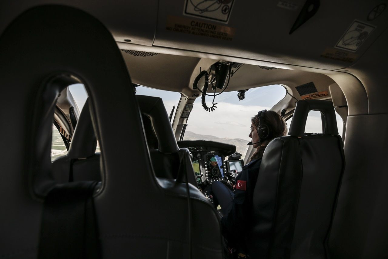 İşte emniyetin ilk kadın helikopter pilotu... - Sayfa 12
