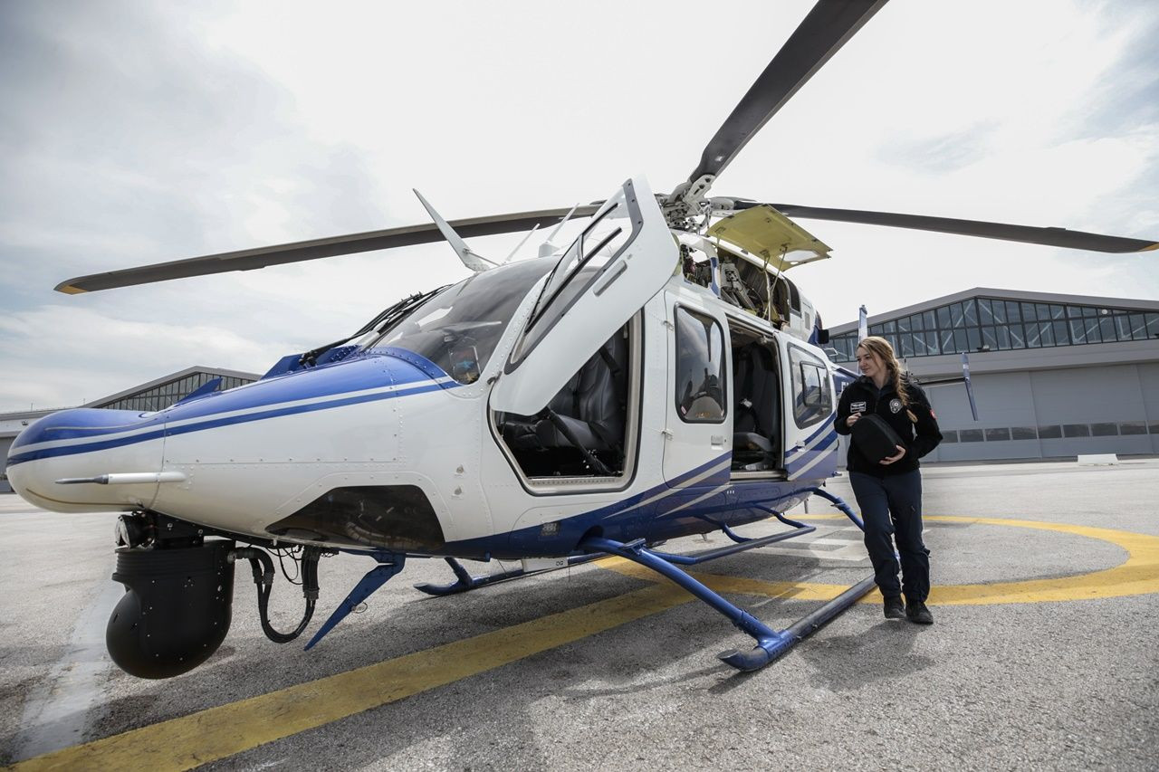 İşte emniyetin ilk kadın helikopter pilotu... - Sayfa 15