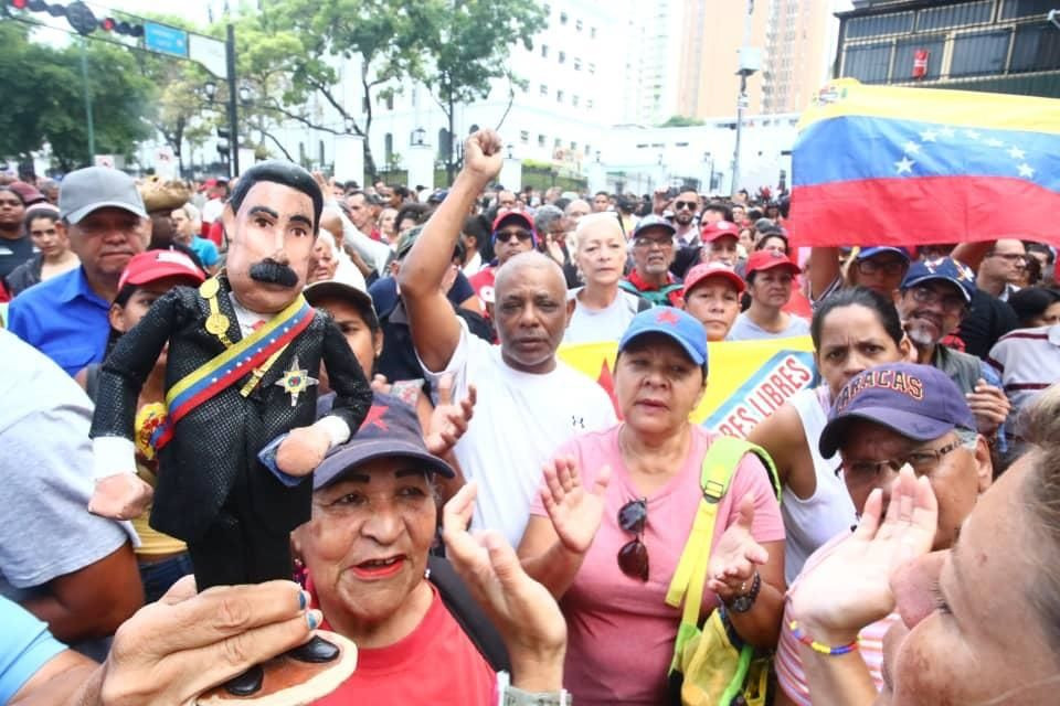 İşte Venezuela'da yaşanan kritik gelişmeler... - Sayfa 19