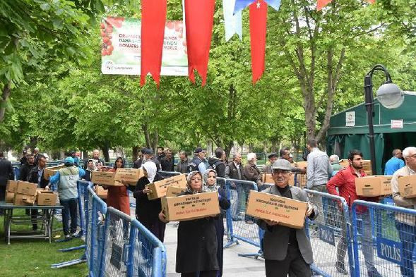 Ne aş ne iş için sıraya girdiler! - Sayfa 7