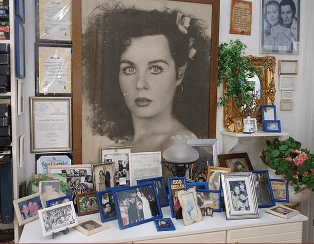 Yeşilçam oyuncuları bakın şimdi ne yapıyor! - Sayfa 39