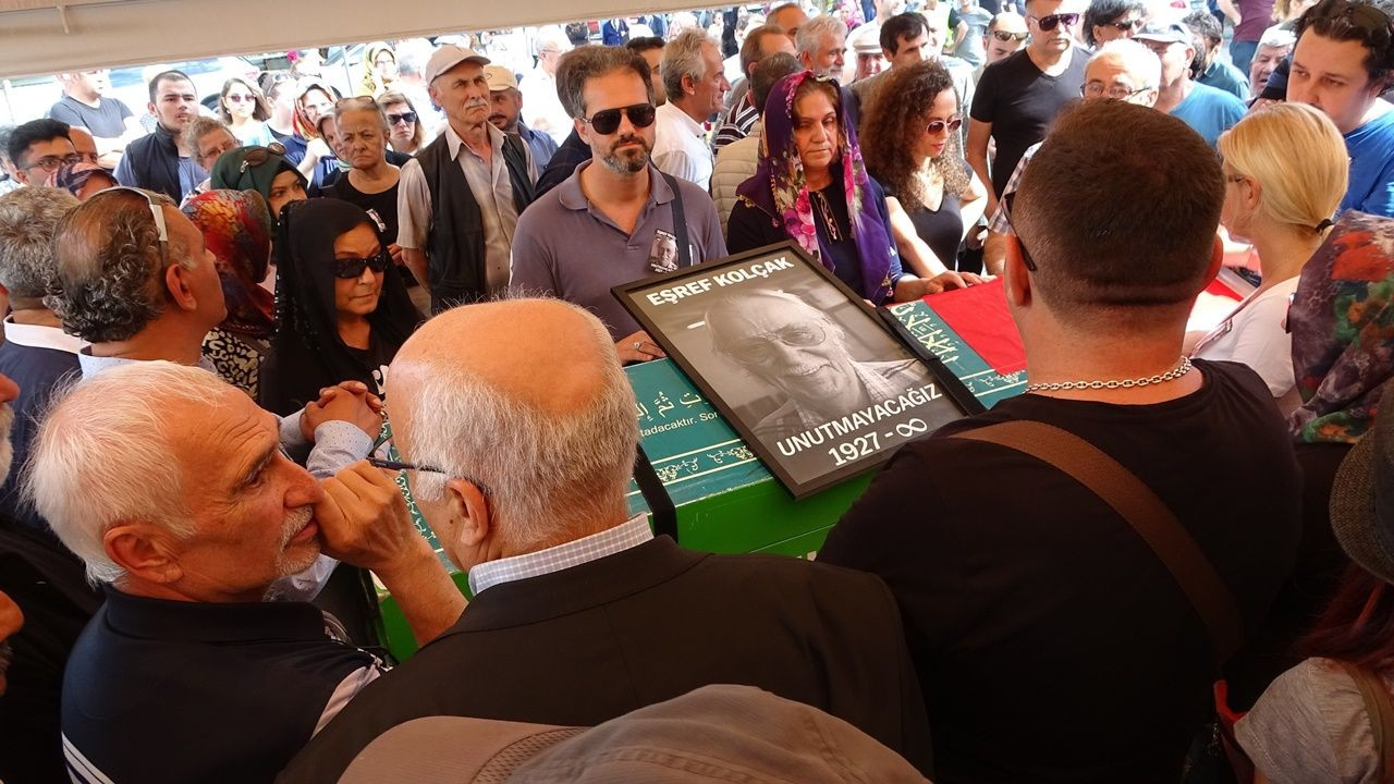 Eşref Kolçak son yolculuğuna uğurlandı... - Sayfa 10