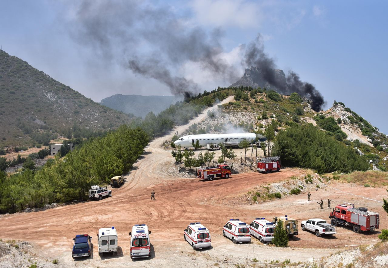 Türkiye ve KKTC'nin ortak tatbikatı nefes kesti! - Sayfa 12