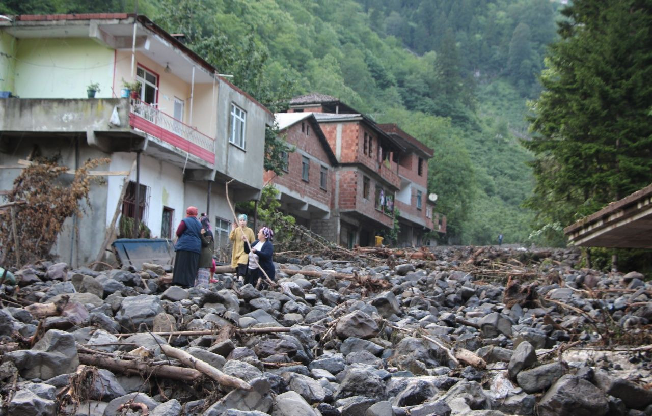 Felaket gün ağarınca ortaya çıktı! - Sayfa 35
