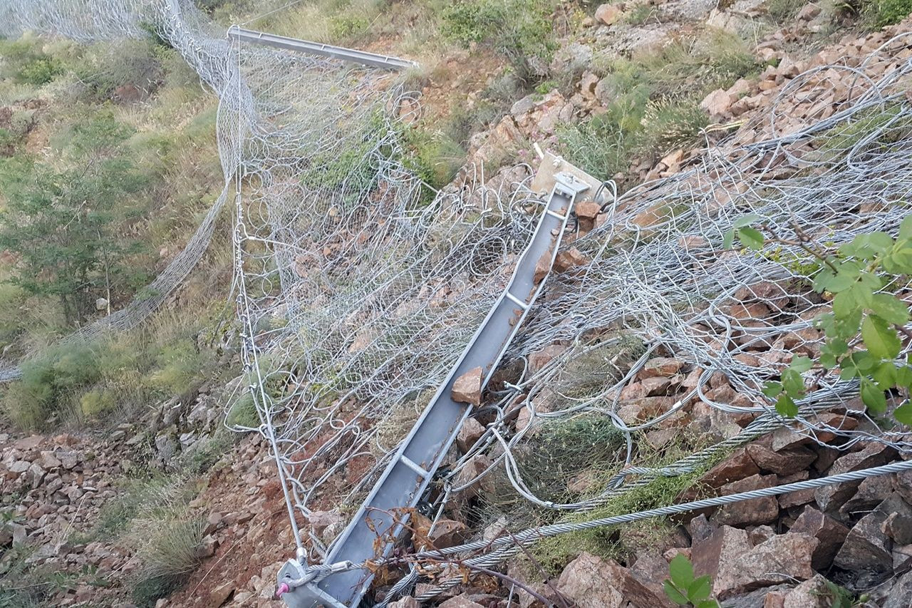 Dev kayalar 630 metreden yuvarlandı... - Sayfa 14