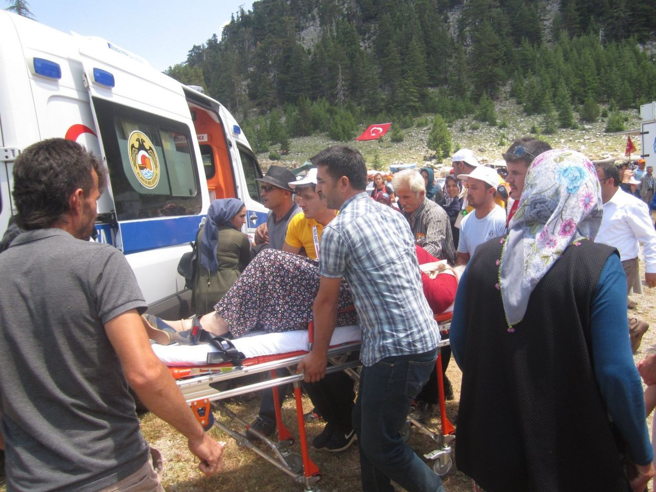 Alanya'da şenlik alanını hortum vurdu! - Sayfa 12