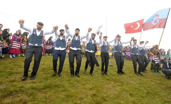 557 yıllık çift minareli üstü açık cami! - Sayfa 9