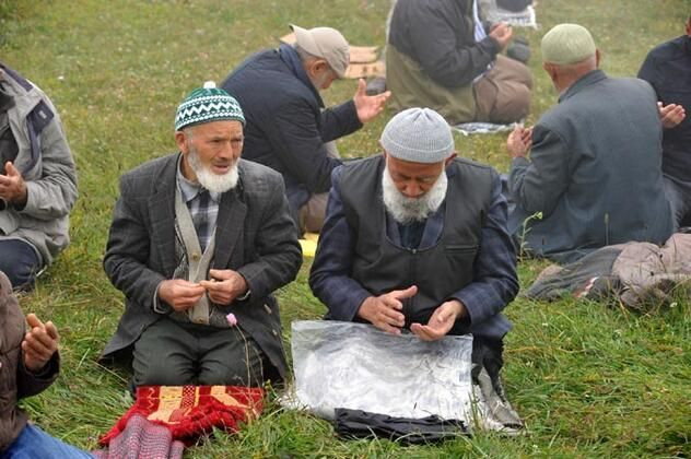 557 yıllık çift minareli üstü açık cami! - Sayfa 5