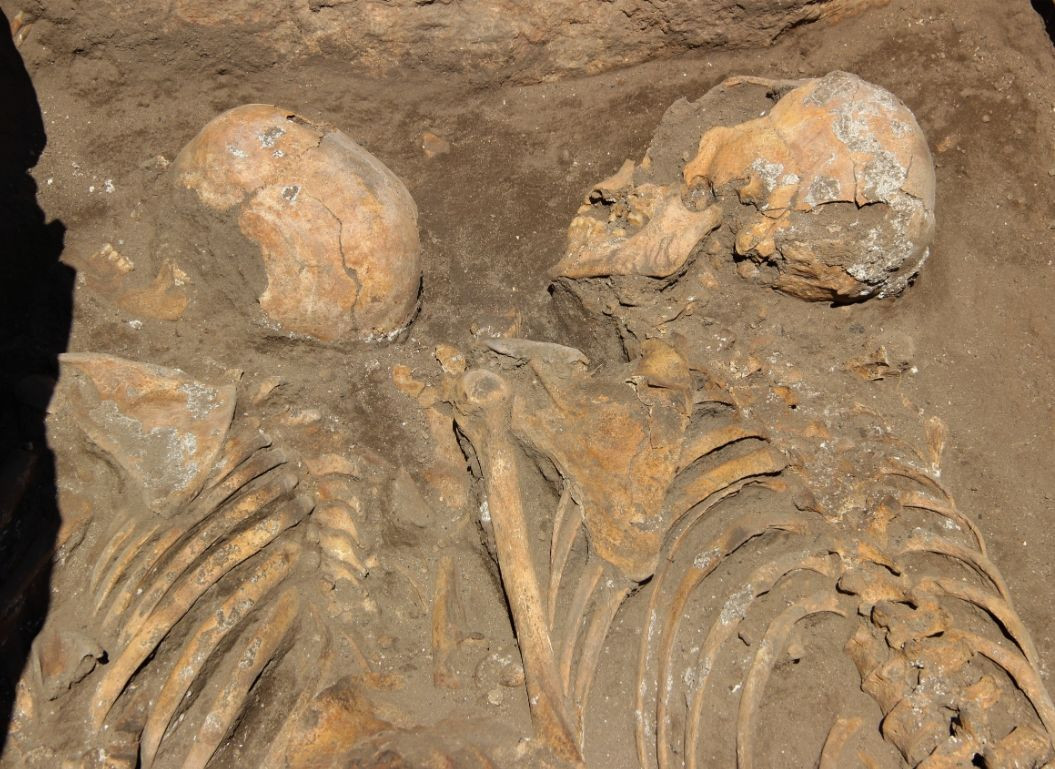 Eskişehir'de 5 bin yıllık insan iskeletleri bulundu! - Sayfa 8