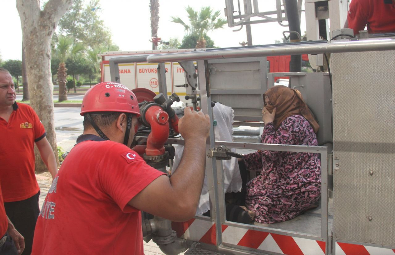 Adana'da mahalleli feci manzaraya bakamadı! - Sayfa 6