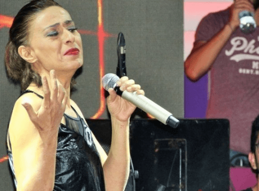 O gece Rihanna'yı derinden sarstı! - Sayfa 31