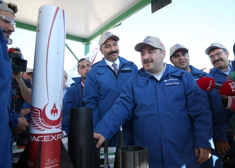 Bakan Varank, TEKNOFEST roket yarışlarını izledi - Sayfa 10