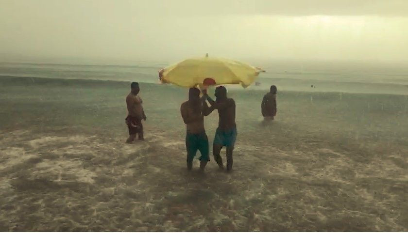 Antalya'da turistler yüzerken yakalandı... - Sayfa 8