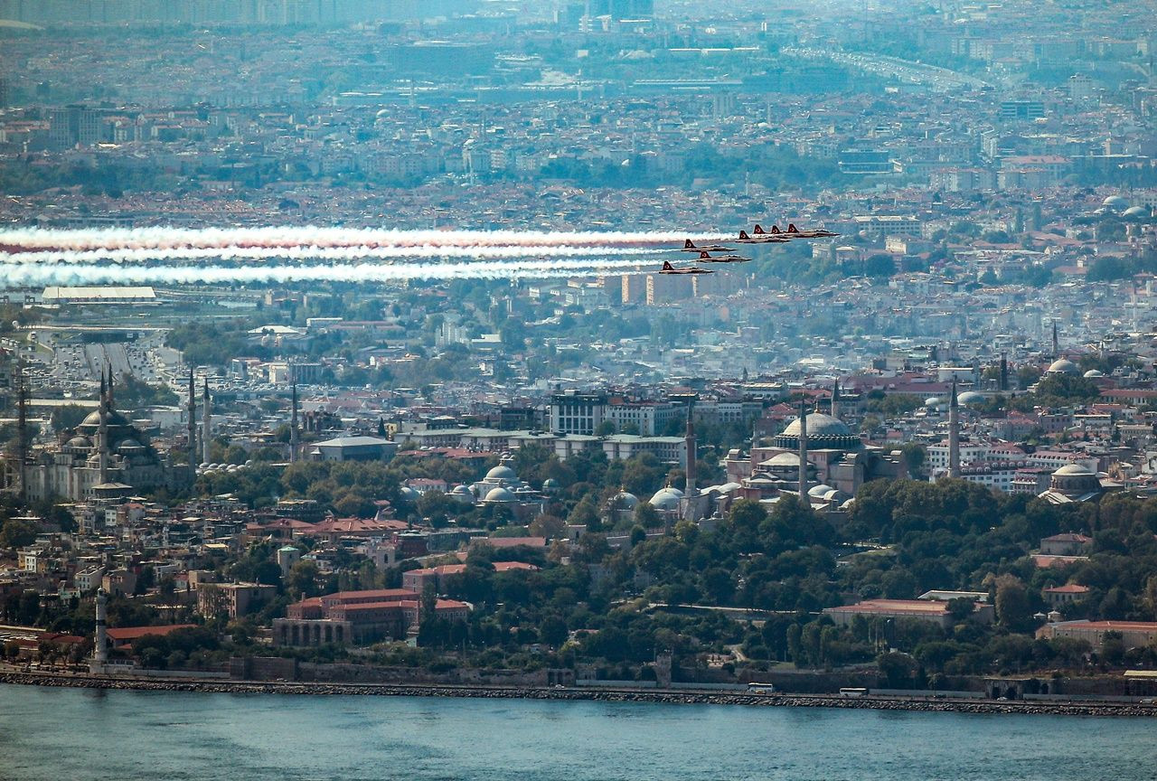 İstanbul Boğazı'nda Türk Yıldızları... - Sayfa 19