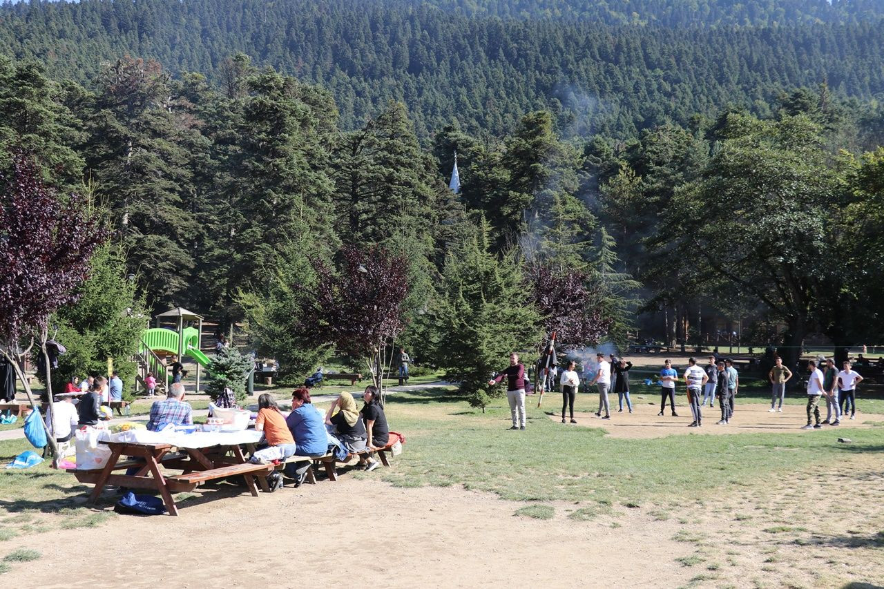 Gölcük Tabiat Parkı'na ziyaretçi akını... - Sayfa 7