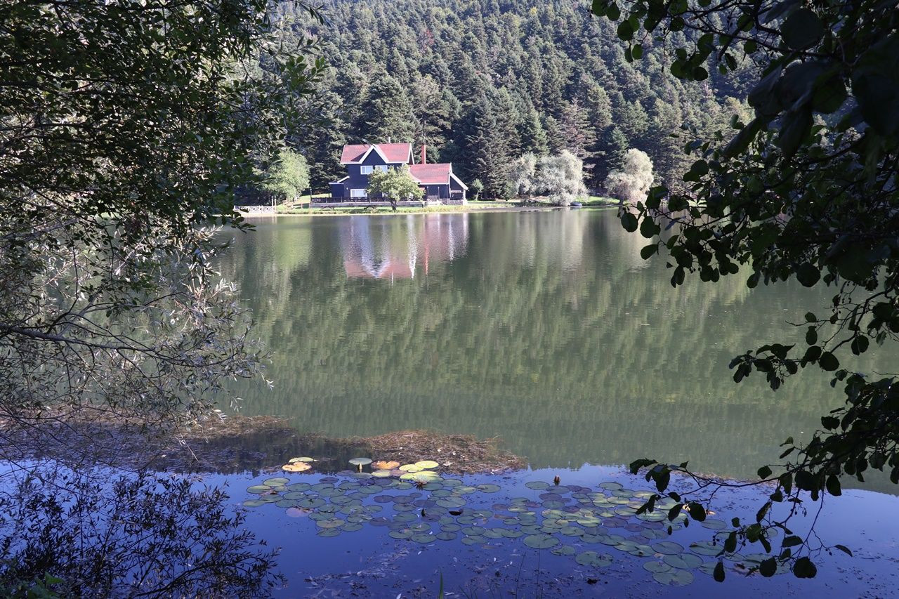 Gölcük Tabiat Parkı'na ziyaretçi akını... - Sayfa 13