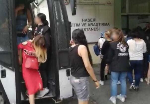 Gizli bölmelerde 27 kaçak konsomatris yakalandı! - Sayfa 5