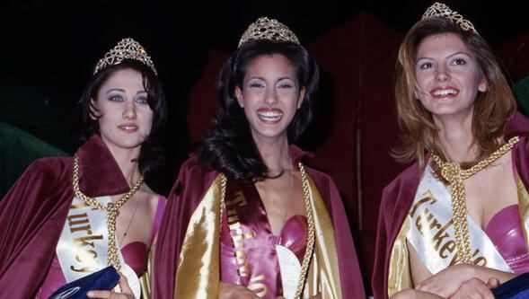 Çağla Şıkel'den Miss Turkey yarışmacılarına destek! - Sayfa 3