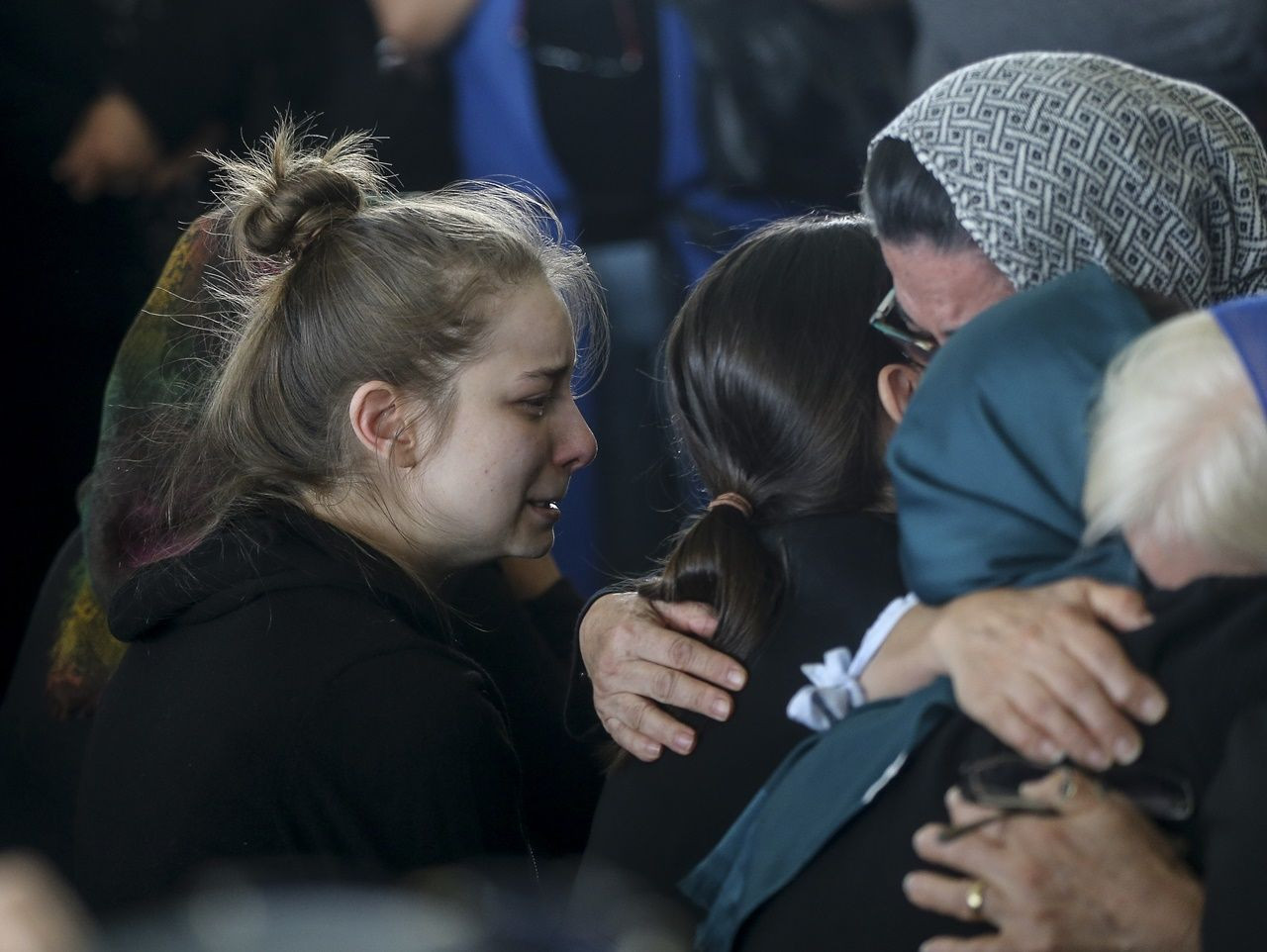 MHP'li Semih Yalçın oğlunu toprağa verdi... - Sayfa 5