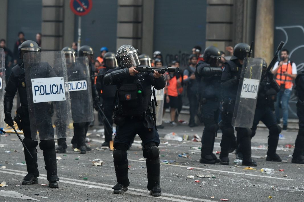Zorunlu olmadıkça Katalonya'ya gitmeyin! - Sayfa 10