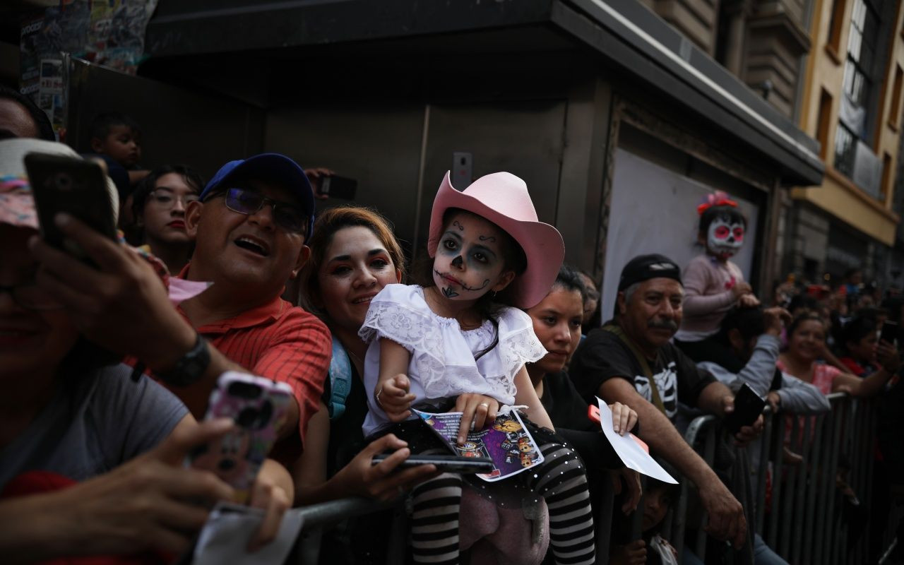 Ölümü festival yaparak kutladılar! - Sayfa 8