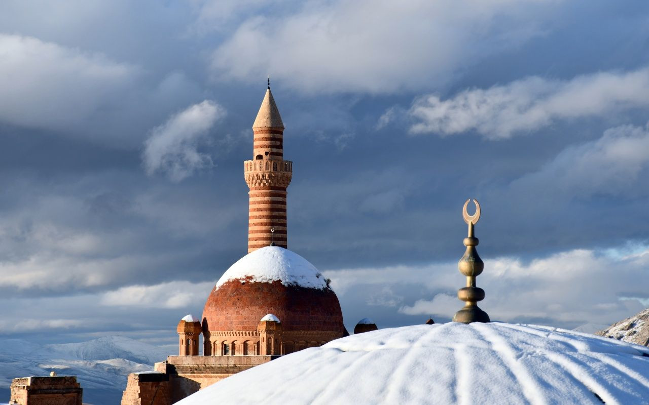 İshak Paşa Sarayı beyaza büründü! - Sayfa 5