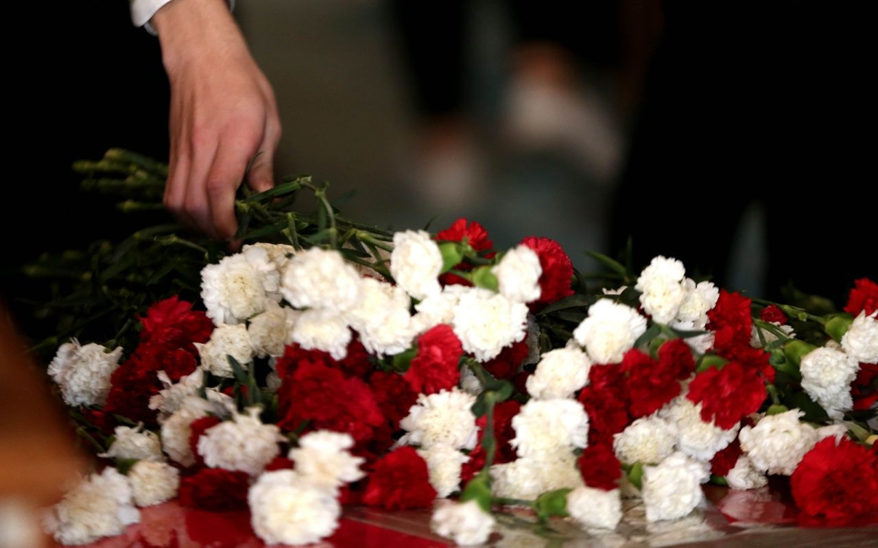 9'u 5 geçe tüm yurtta hayat durdu! - Sayfa 14