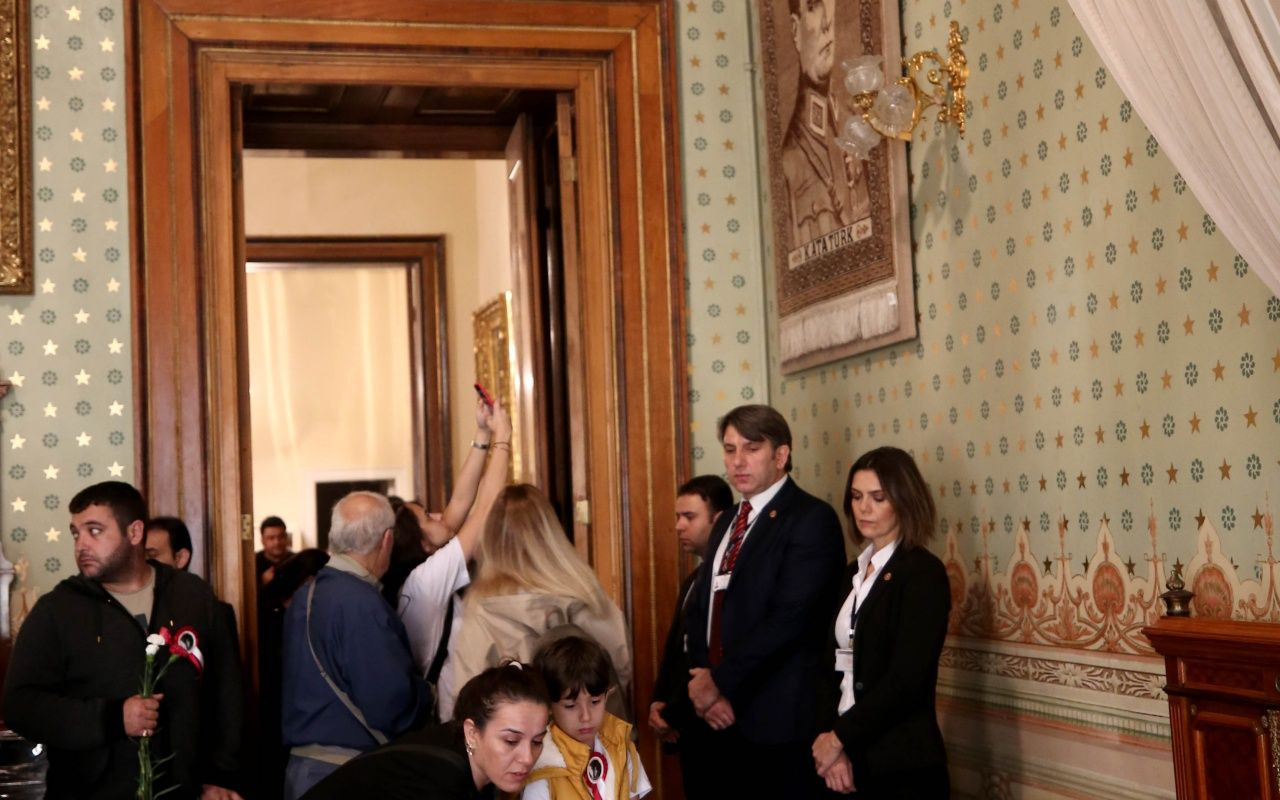 9'u 5 geçe tüm yurtta hayat durdu! - Sayfa 15