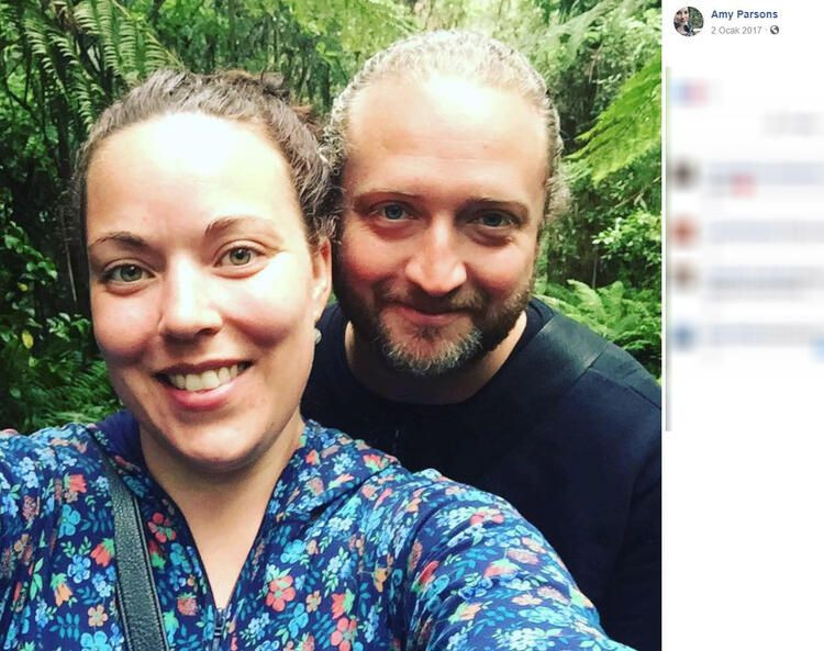 Yasak aşkı öğrenince metal çubukla ikiye ayırdı! - Sayfa 22