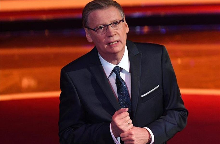 Ünlü sunucunun bahçesinden ceset çıktı! - Sayfa 8