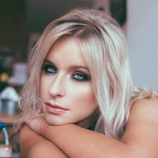 Çıplak fotoğrafları başına dert oldu! - Sayfa 19