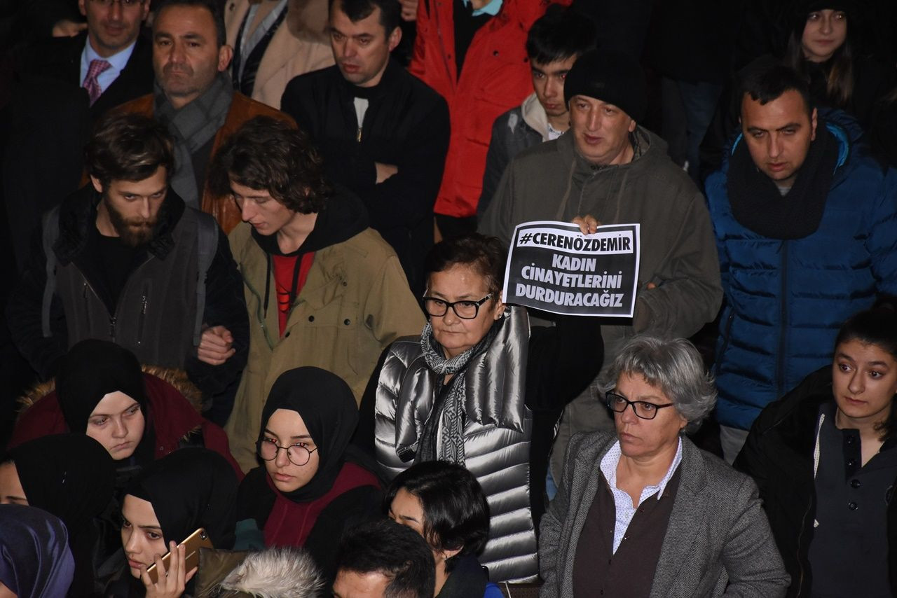 Ceren Özdemir için hüzünlü yürüyüş! - Sayfa 6