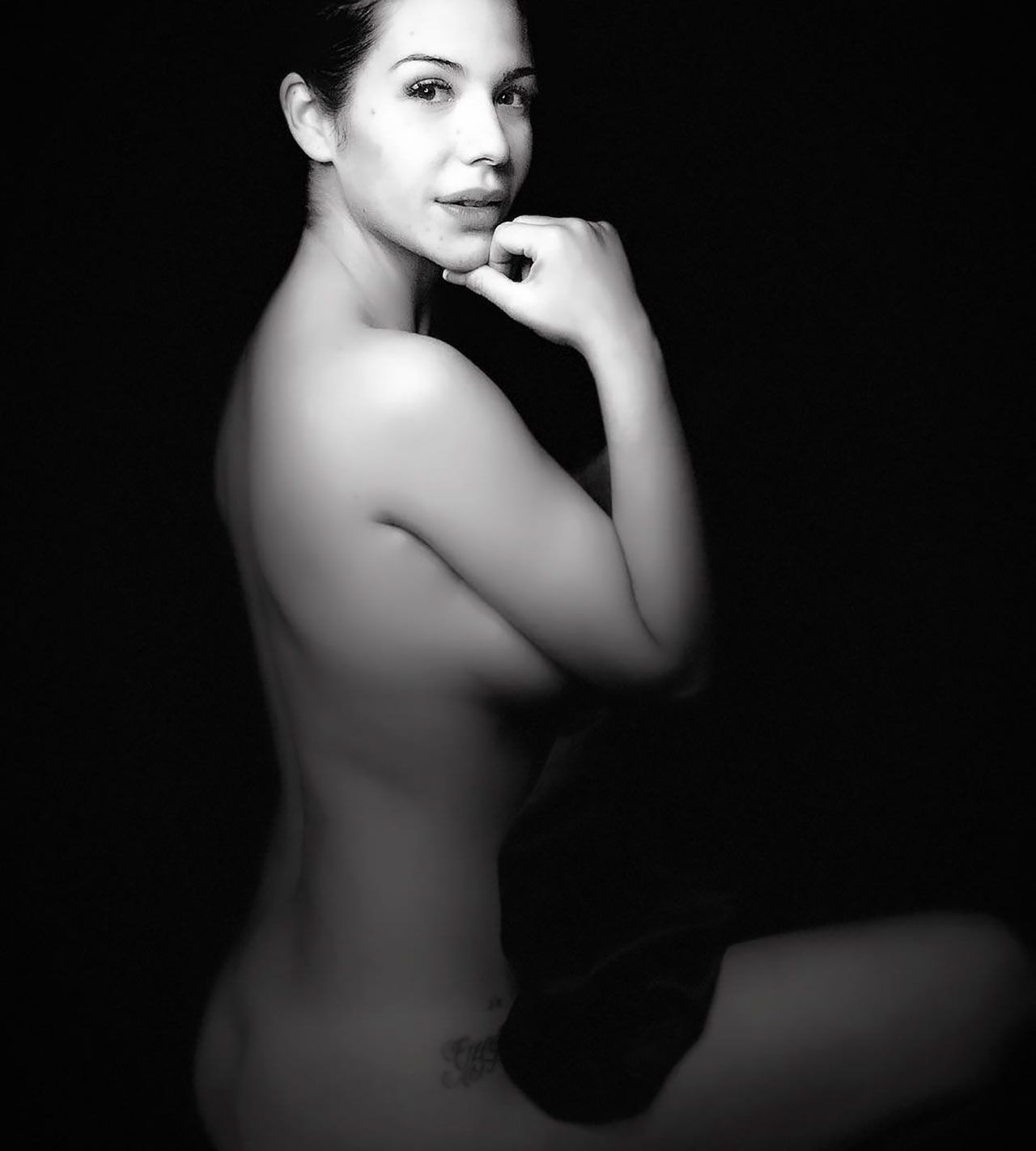 Çırılçıplak soyundu, sosyal medyayı salladı - Sayfa 16