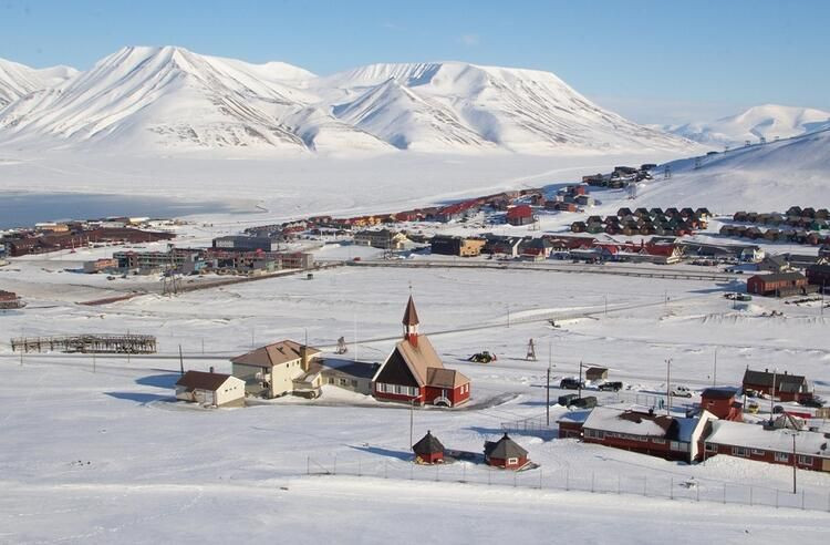 Bu kasabada ölmek kanunen yasak! - Sayfa 12
