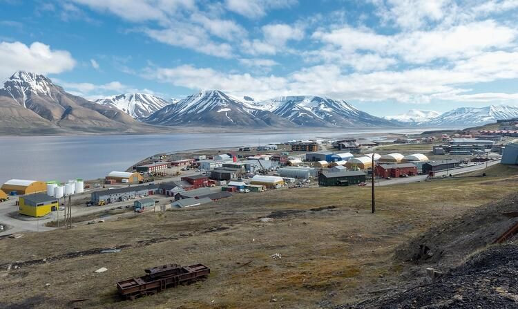 Bu kasabada ölmek kanunen yasak! - Sayfa 17