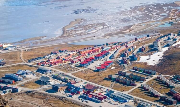 Bu kasabada ölmek kanunen yasak! - Sayfa 18