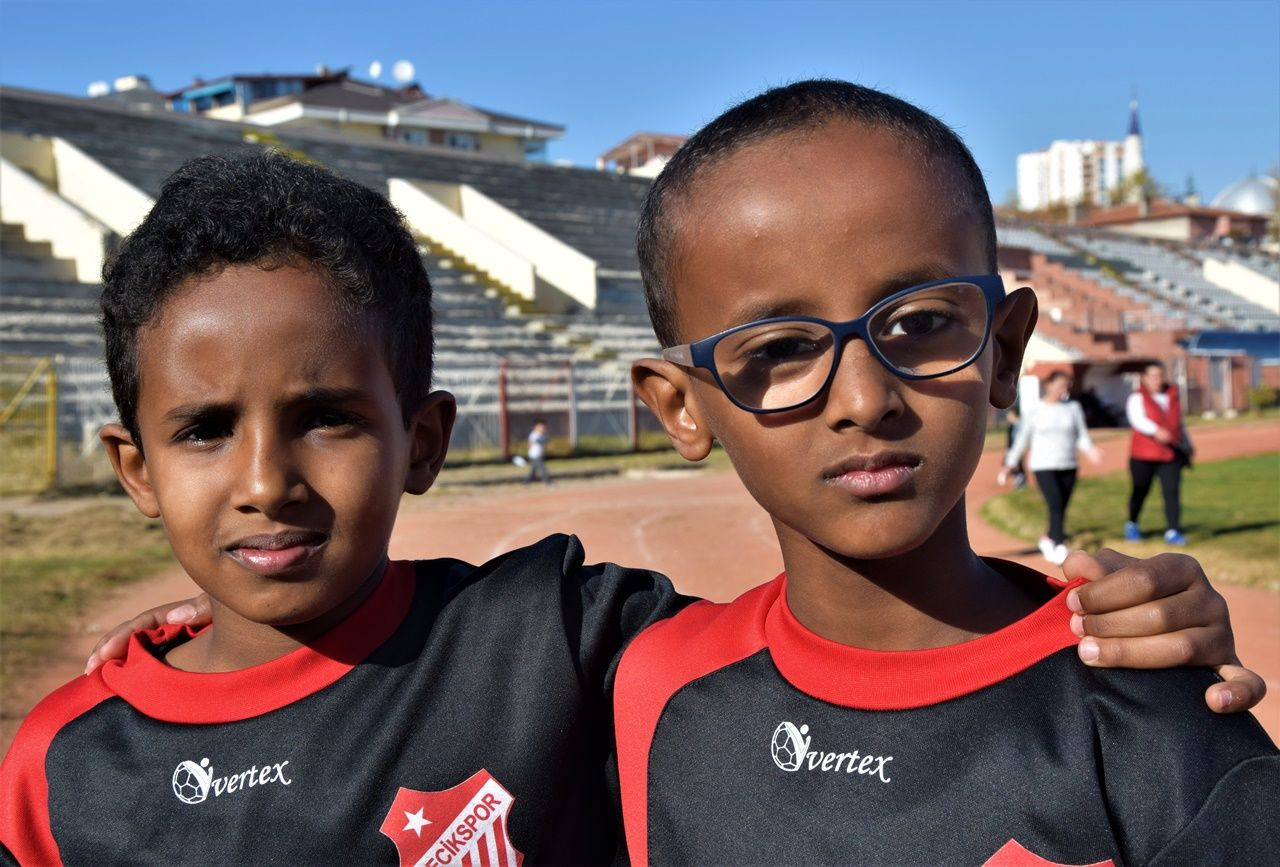 Yemenli futbolcu, oğullarını Türk milli takımı için hazırlıyor! - Sayfa 7
