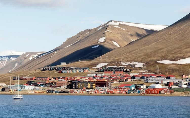 Bu kasabada ölmek kanunen yasak! - Sayfa 6