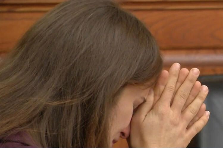 Eski güzellik kraliçesinden çırılçıplak iğrençlik! - Sayfa 10