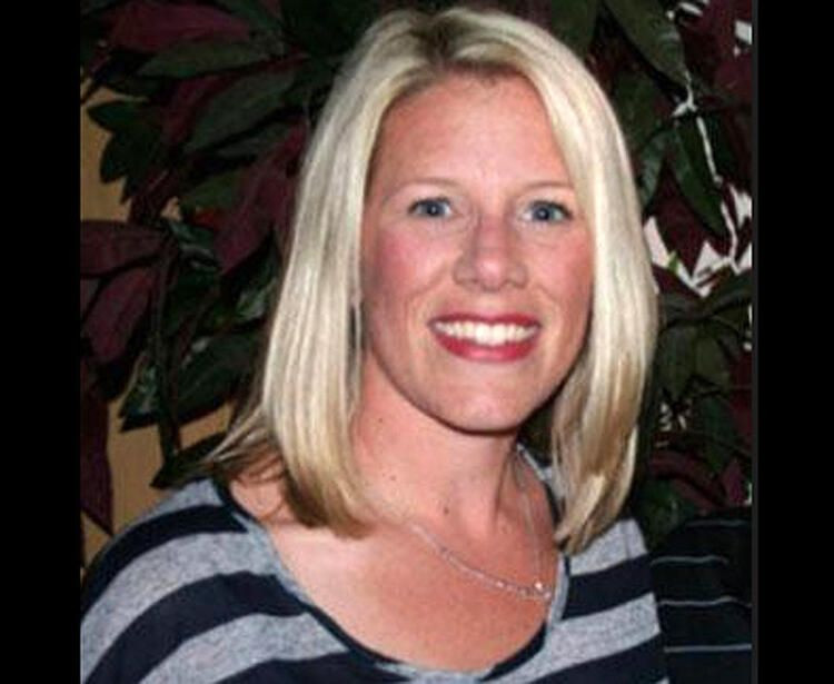 Eski güzellik kraliçesinden çırılçıplak iğrençlik! - Sayfa 105