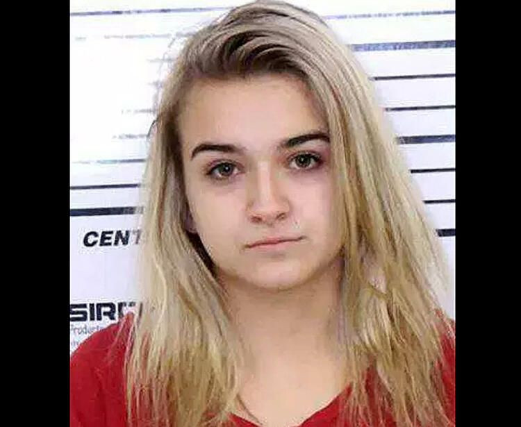 Eski güzellik kraliçesinden çırılçıplak iğrençlik! - Sayfa 121