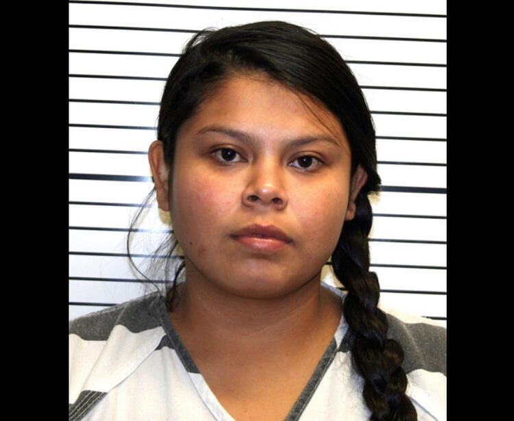 Eski güzellik kraliçesinden çırılçıplak iğrençlik! - Sayfa 125