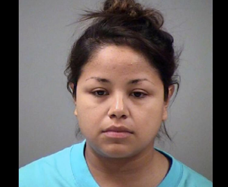 Eski güzellik kraliçesinden çırılçıplak iğrençlik! - Sayfa 126