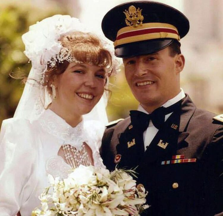 Eski güzellik kraliçesinden çırılçıplak iğrençlik! - Sayfa 17