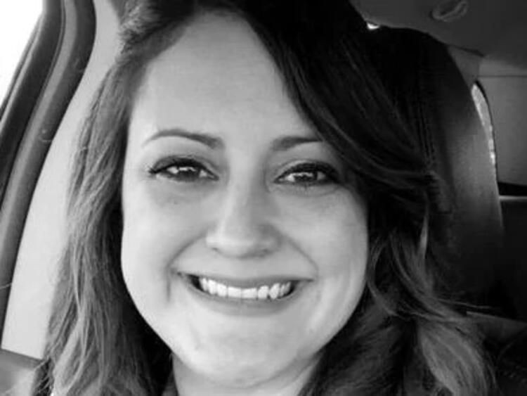 Eski güzellik kraliçesinden çırılçıplak iğrençlik! - Sayfa 22