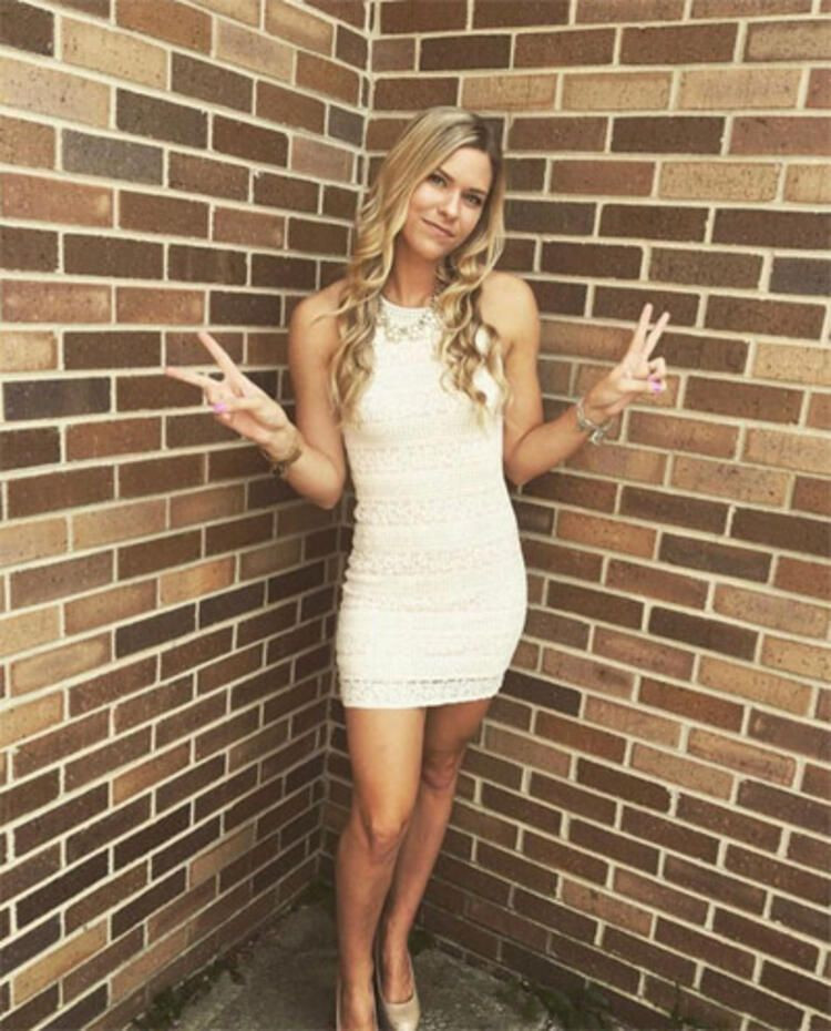 Eski güzellik kraliçesinden çırılçıplak iğrençlik! - Sayfa 67